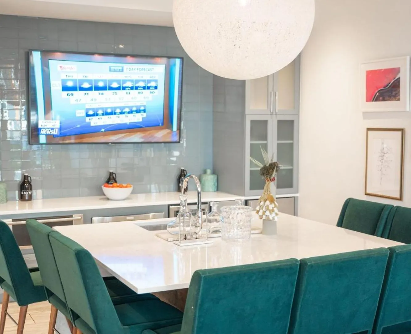 Apartment Experience Modern Comfort At Savoy In Charlotte
